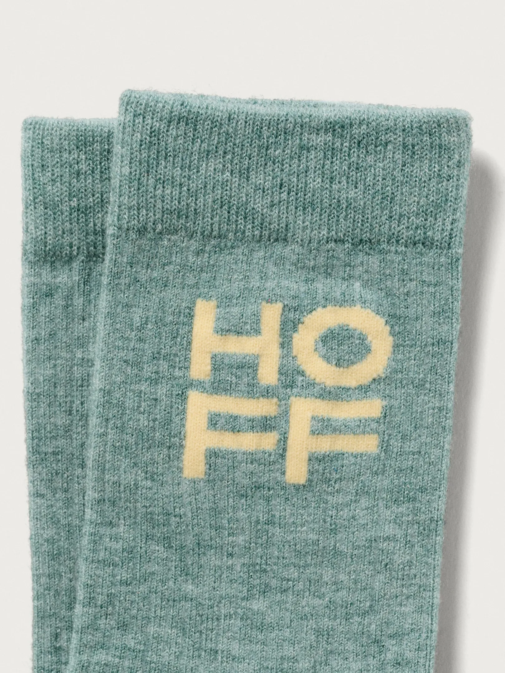 mintfarbene_kaschmirsocke_2.webp Store HOFF MINTFARBENE KASCHMIR-SOCKEN